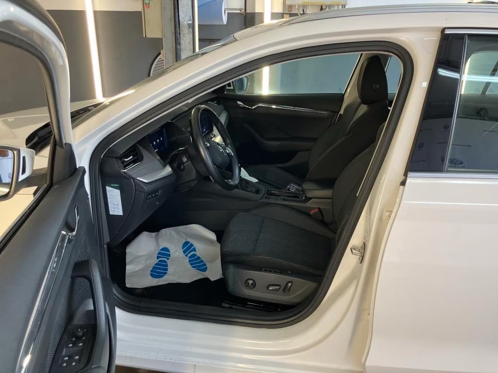 Skoda Octavia 2.0 2021 5