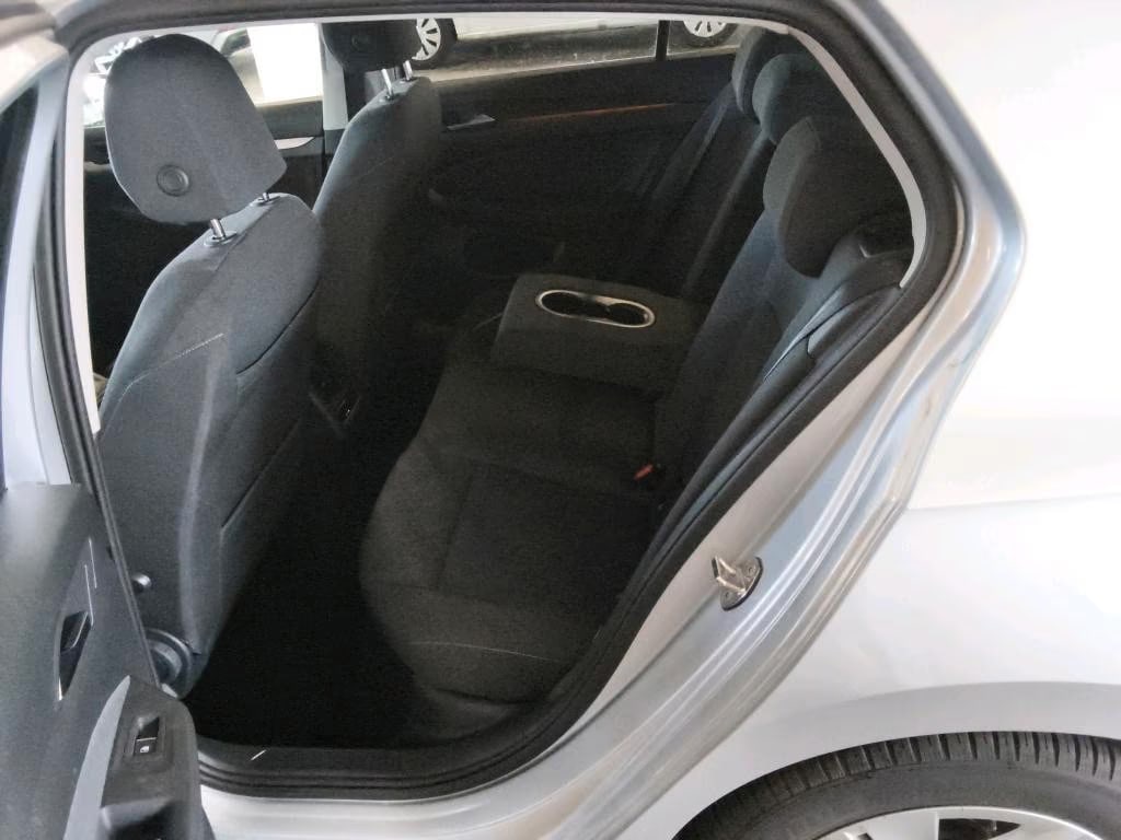 Volkswagen Golf 2.0 2023 6