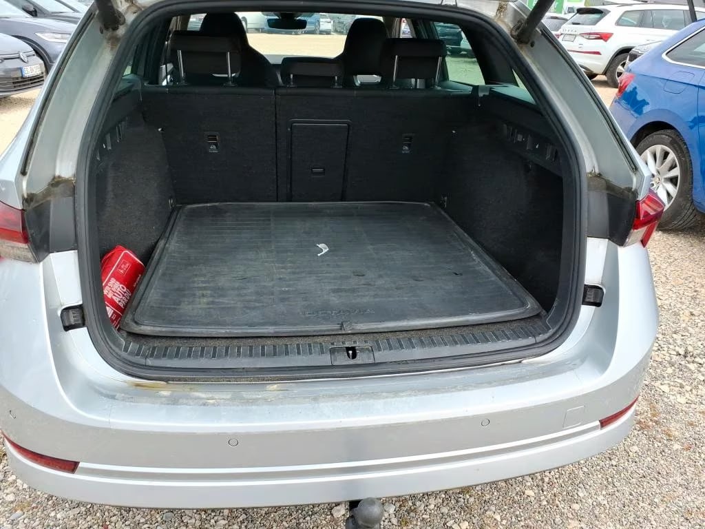 Skoda Octavia 2.0 2021 7