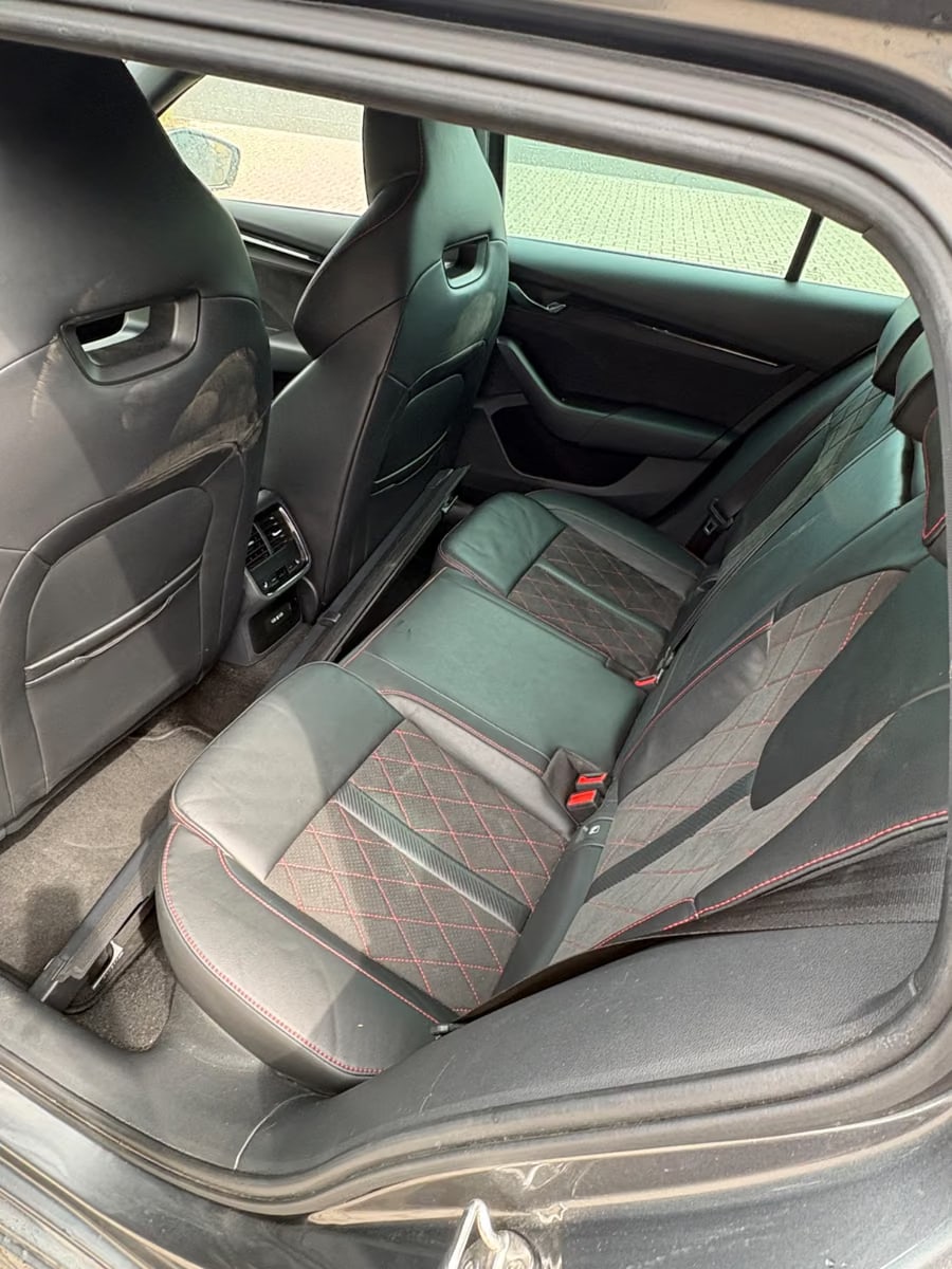 Skoda Octavia 2.0 2023 10