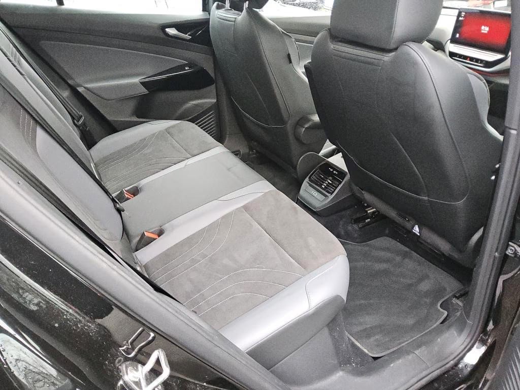 Volkswagen ID.4 2022 6