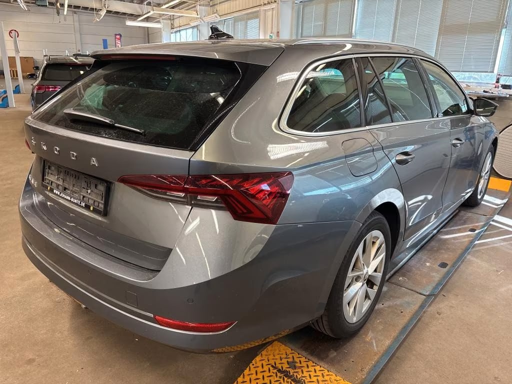 Skoda Octavia 2.0 2022 4