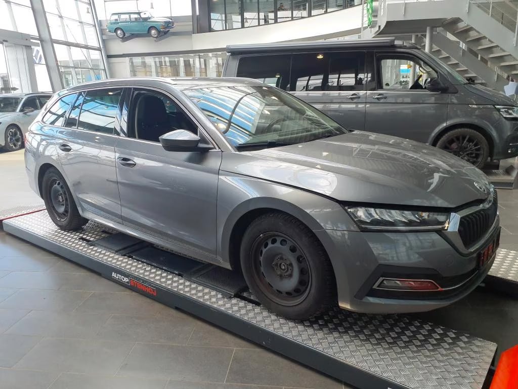 Skoda Octavia 2.0 2022 2