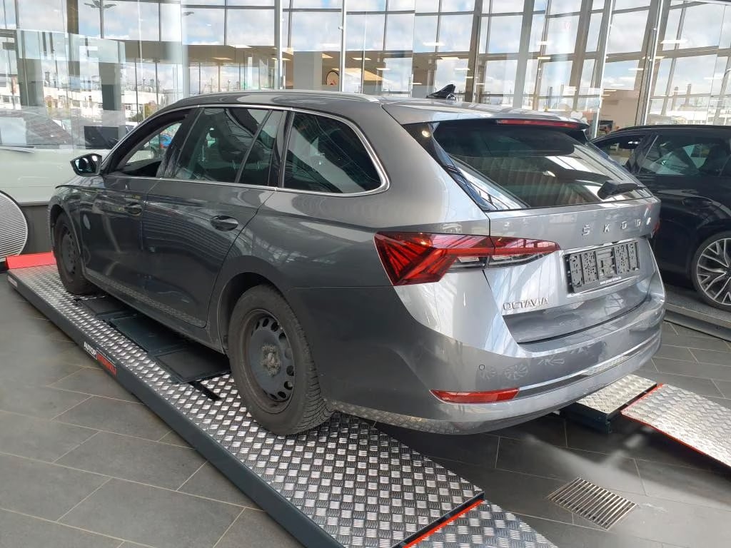 Skoda Octavia 2.0 2022 3