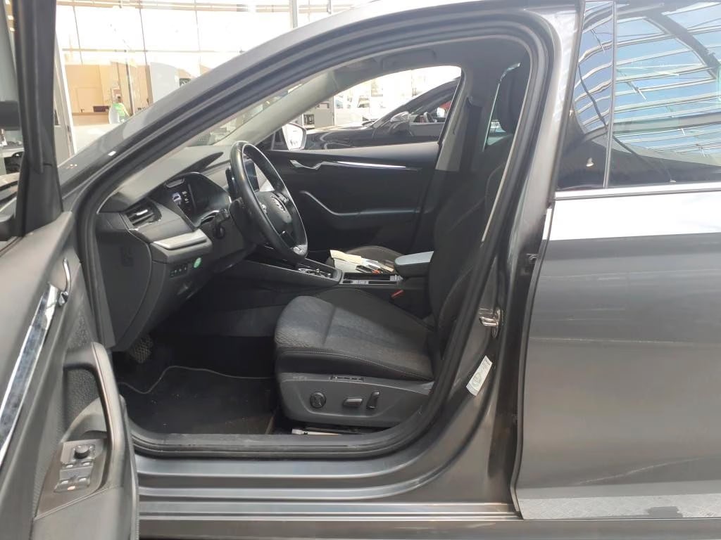 Skoda Octavia 2.0 2022 5