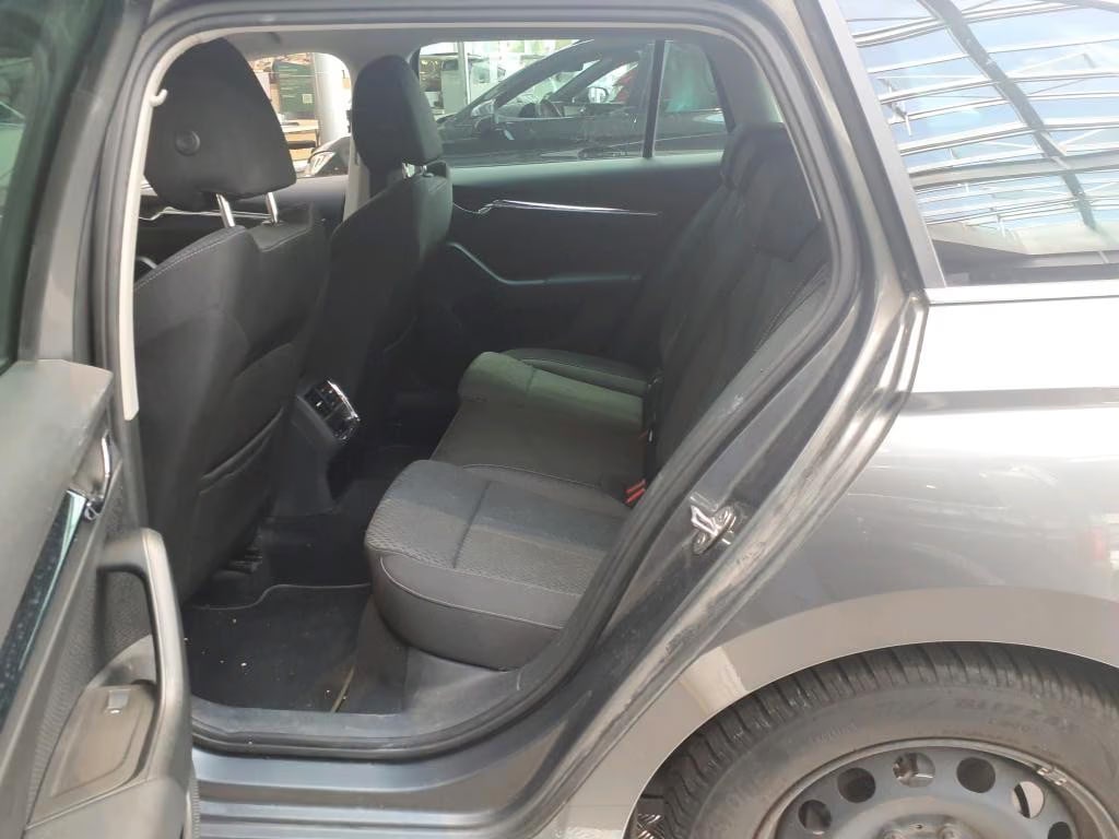 Skoda Octavia 2.0 2022 6