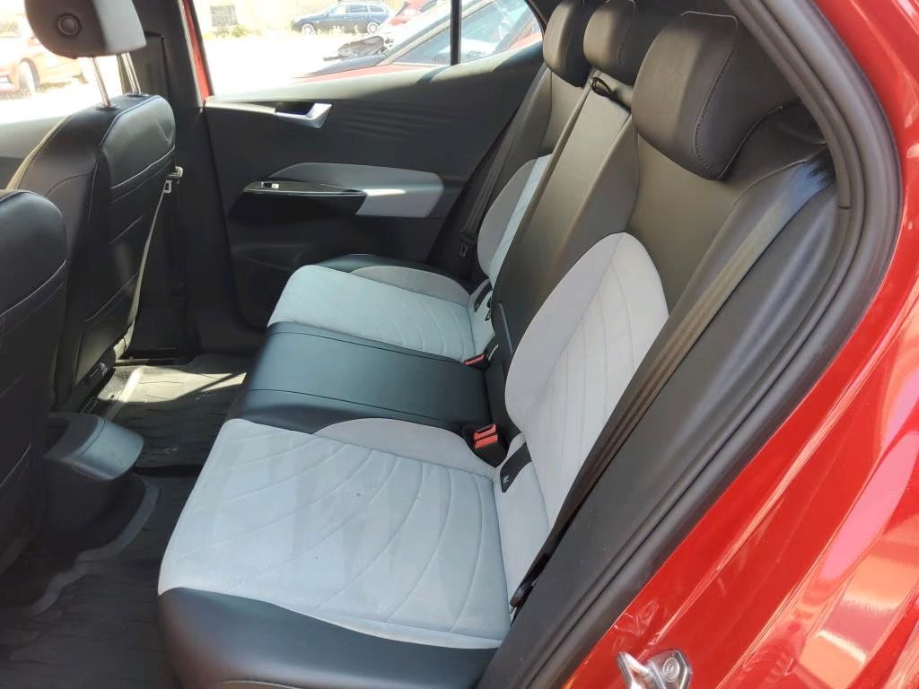 Volkswagen ID.3 2022 7