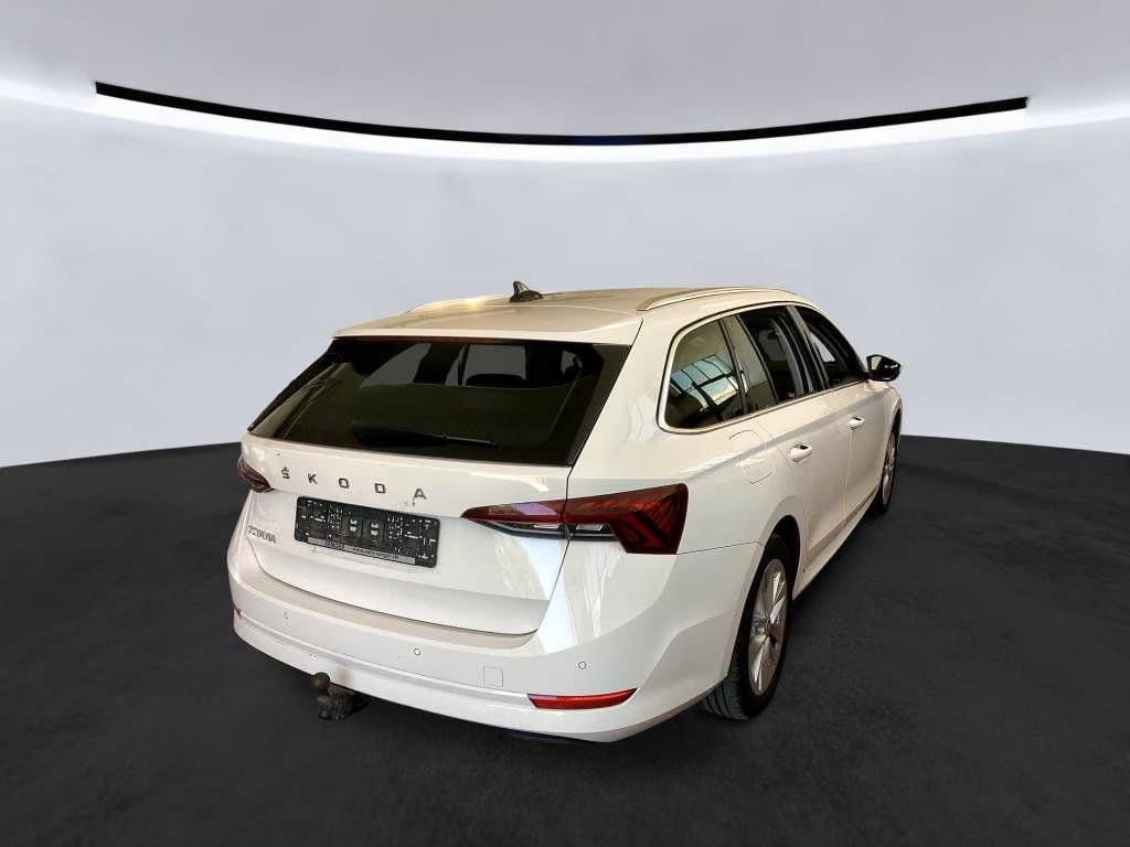Skoda Octavia 2.0 2022 4