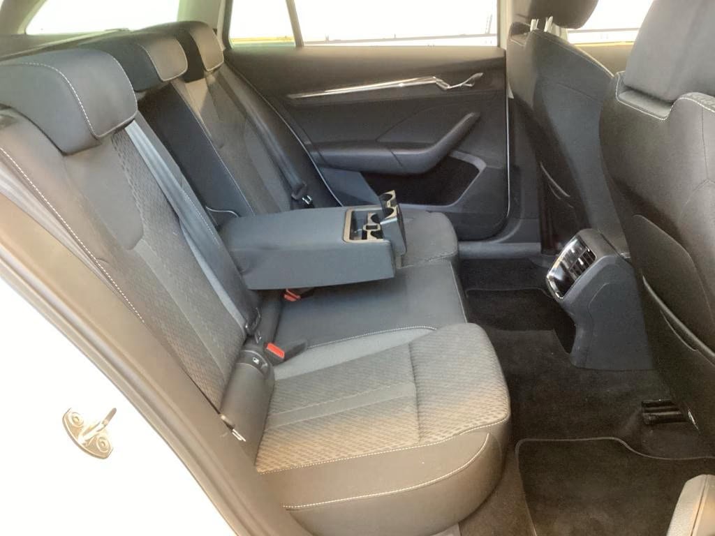 Skoda Octavia 2.0 2022 6