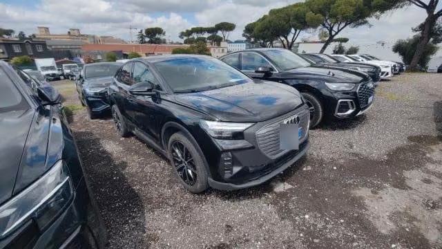 Audi Q4 e-tron 2024 2