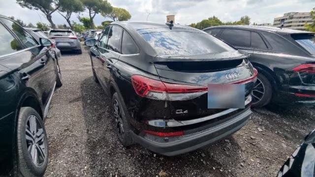 Audi Q4 e-tron 2024 3