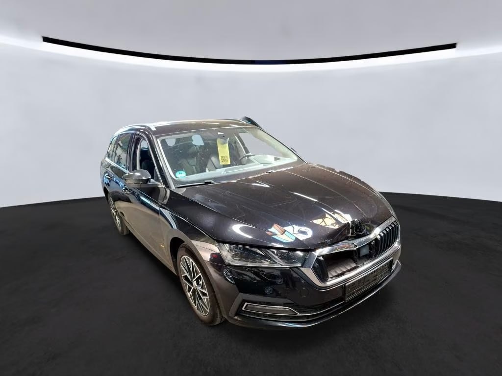 Skoda Octavia 2.0 2023 2