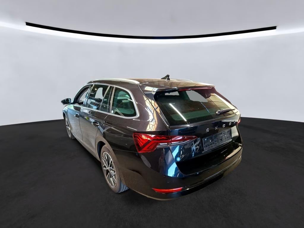 Skoda Octavia 2.0 2023 3