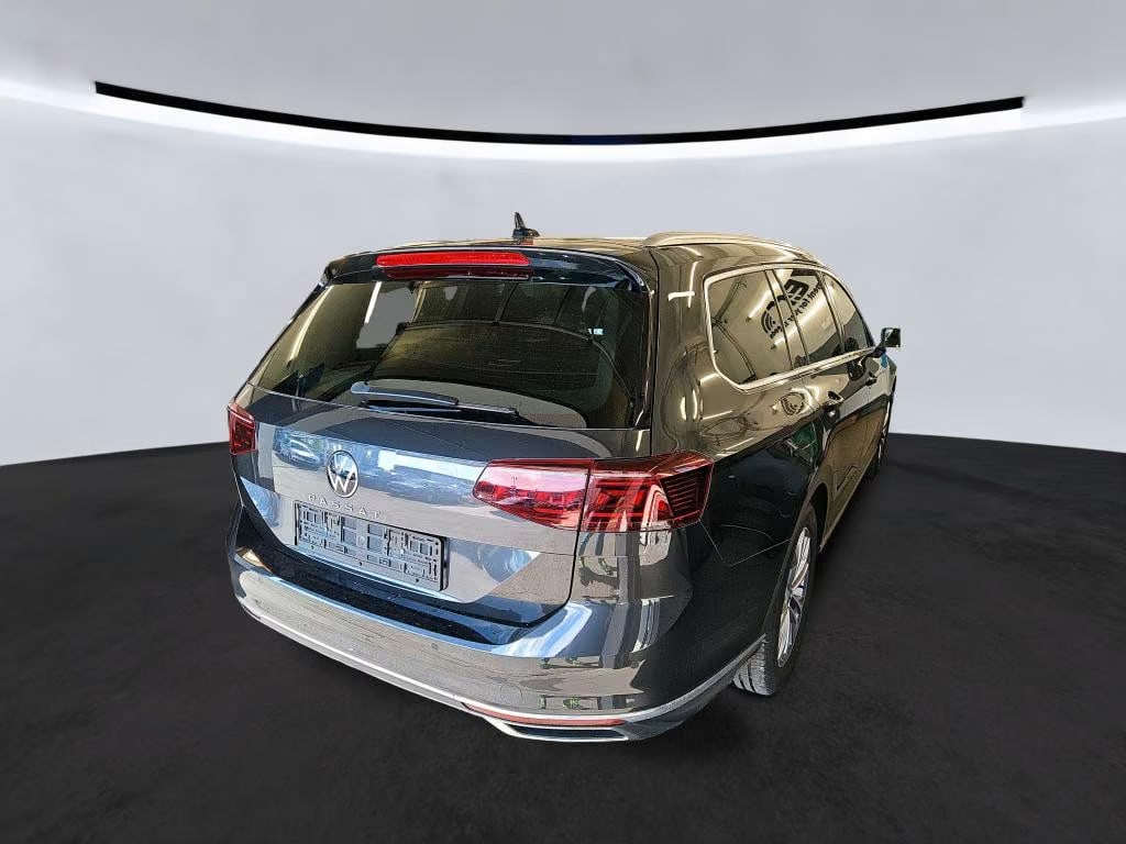 Volkswagen Passat Variant 2.0 2022 4