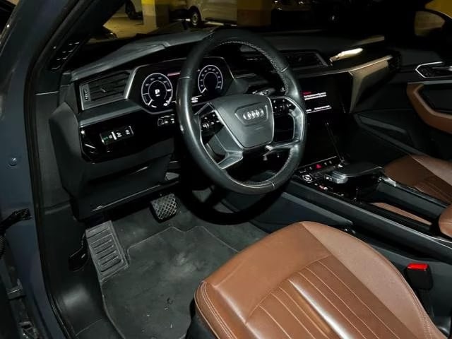 Audi Q8 e-tron 2023 5
