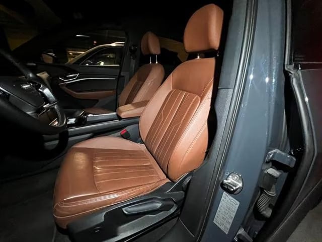Audi Q8 e-tron 2023 6