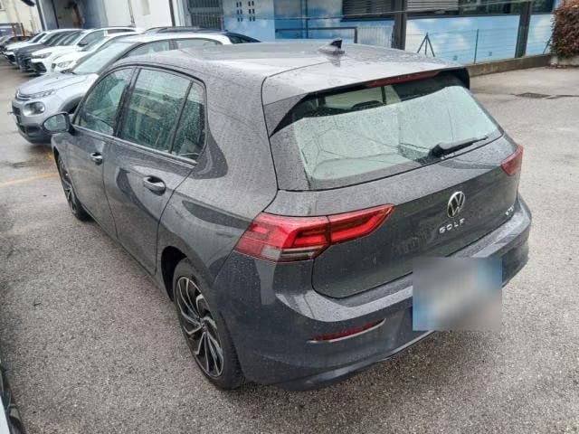 Volkswagen Golf 1.0 2023 4