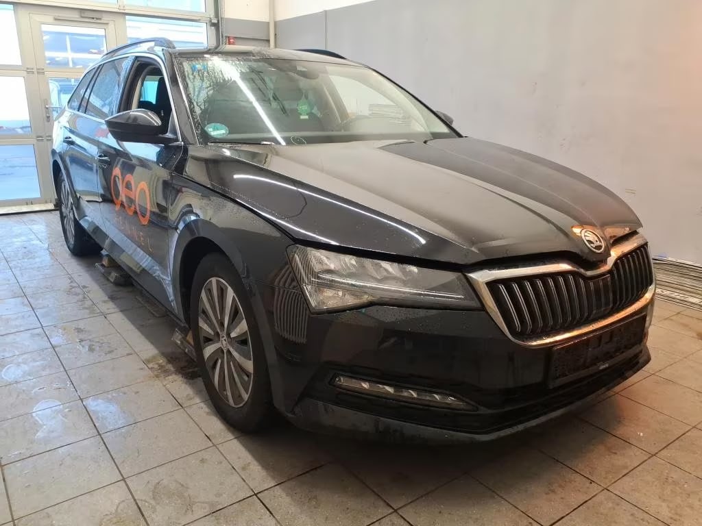 Skoda Superb 2.0 2022 2