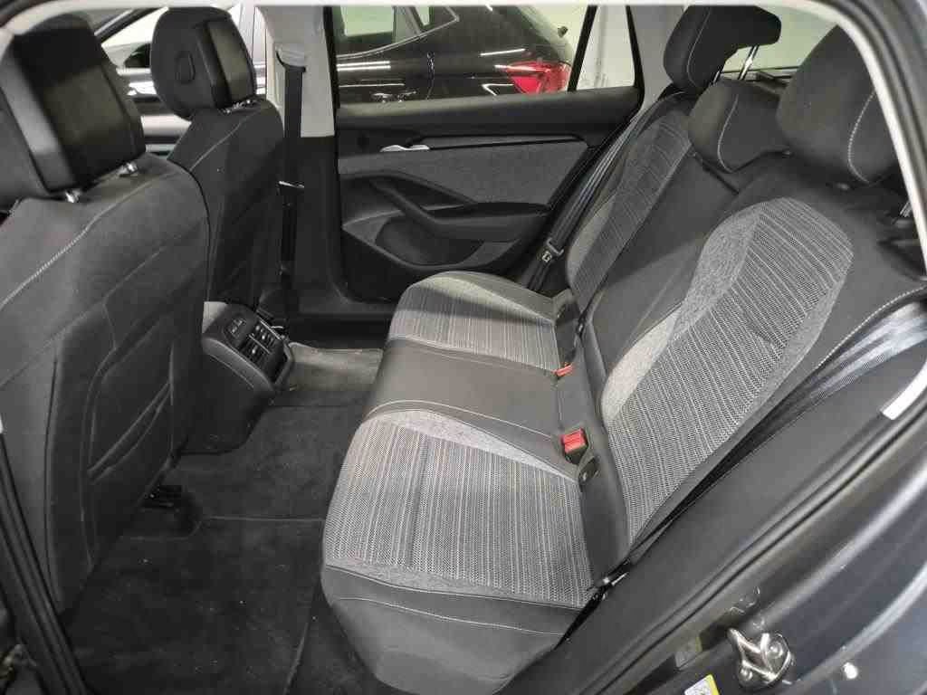 Skoda Superb 2.0 2024 6