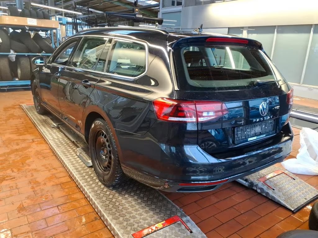 Volkswagen Passat Variant 2.0 2023 3