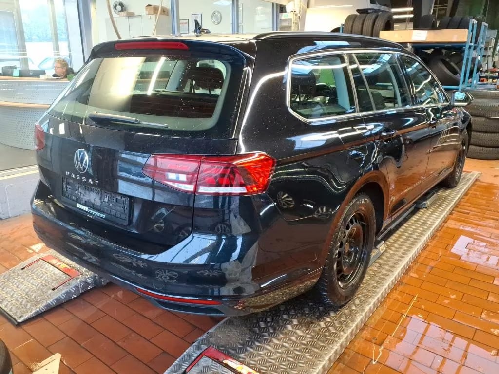 Volkswagen Passat Variant 2.0 2023 4