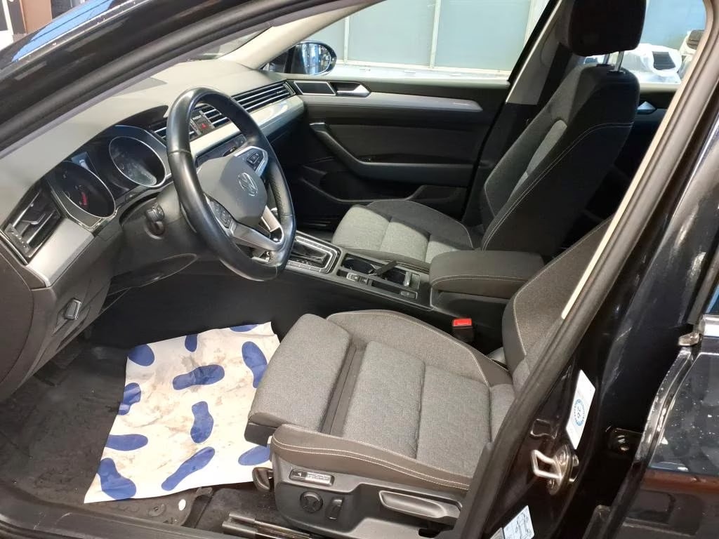 Volkswagen Passat Variant 2.0 2023 7