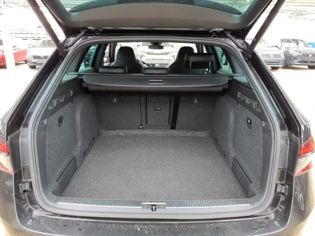 Skoda Superb 2.0 2022 6