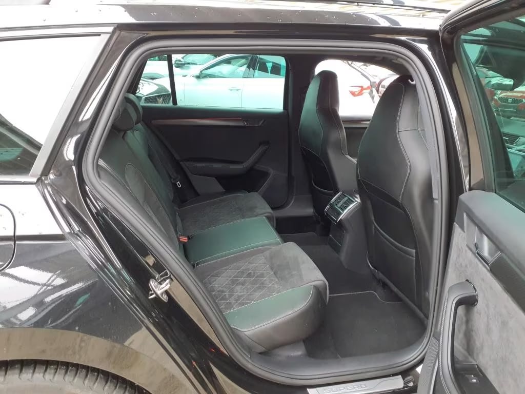 Skoda Superb 2.0 2022 7