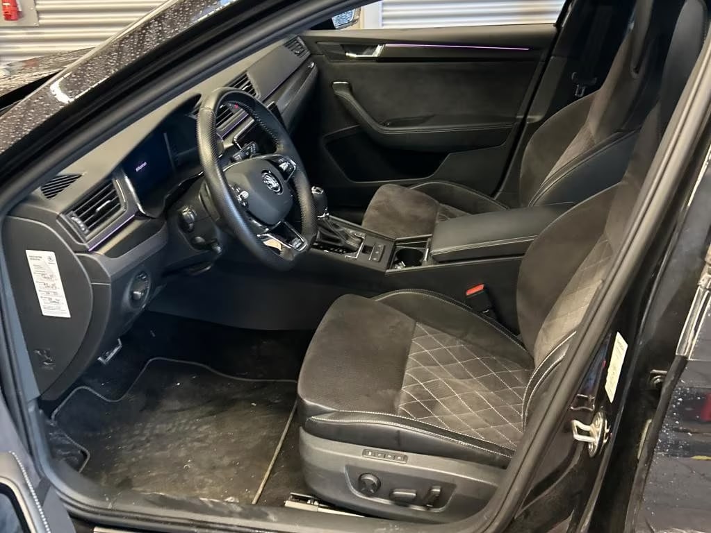 Skoda Superb 2.0 2022 5