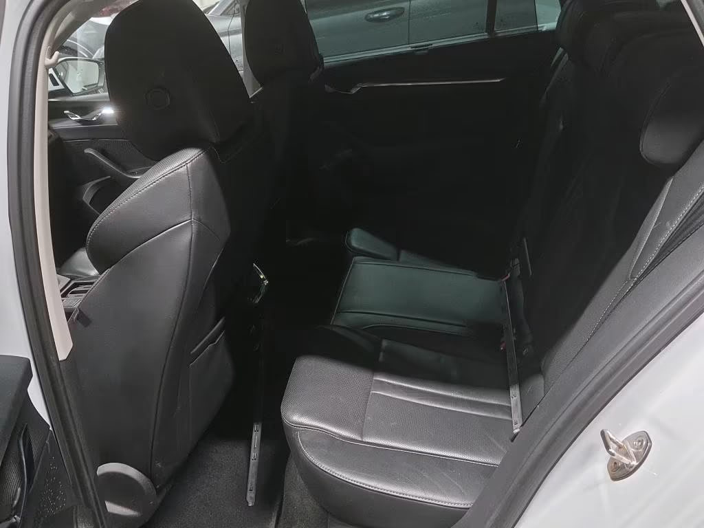Skoda Octavia 2.0 2023 6