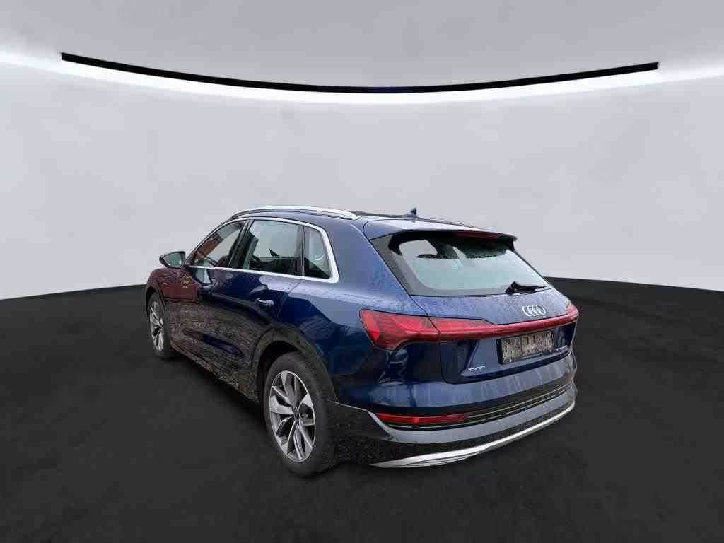 Audi e-tron 2021 4