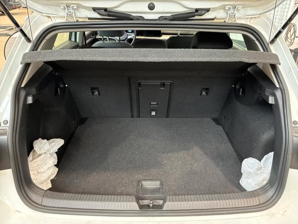 Volkswagen Golf 2.0 2023 8