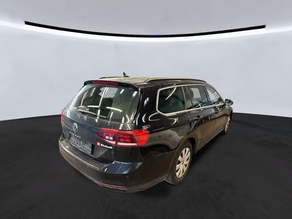 Volkswagen Passat Variant 2.0 2022 4
