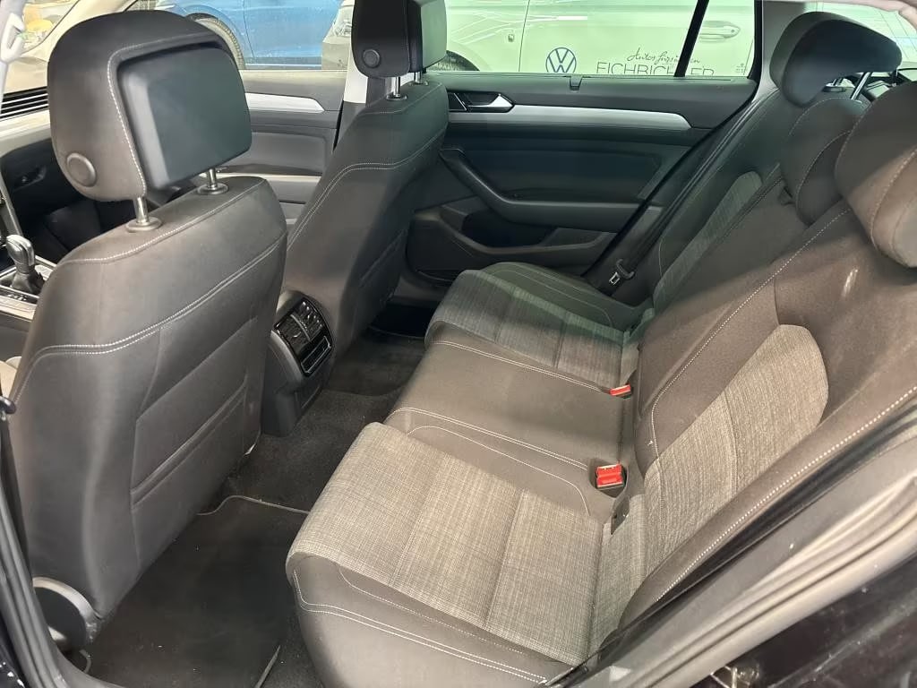 Volkswagen Passat Variant 2.0 2022 6
