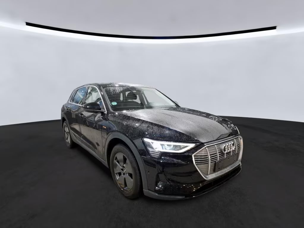Audi e-tron 2022 2
