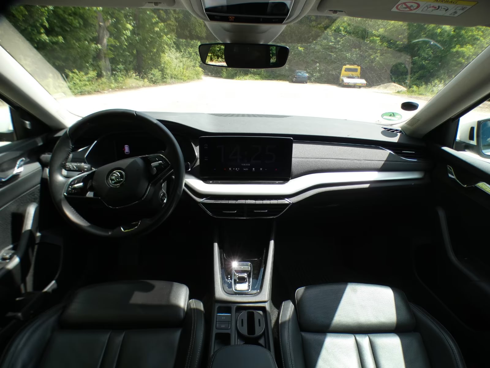 Skoda Octavia 2.0 2023 8