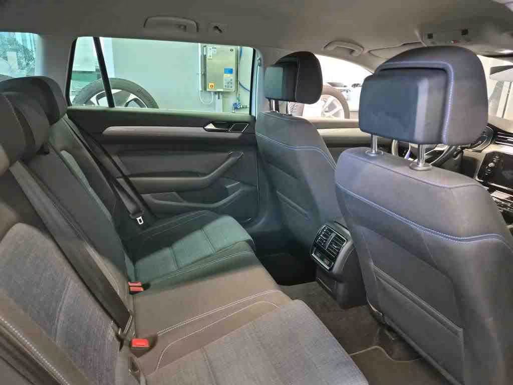 Volkswagen Passat Variant 1.4 2021 6