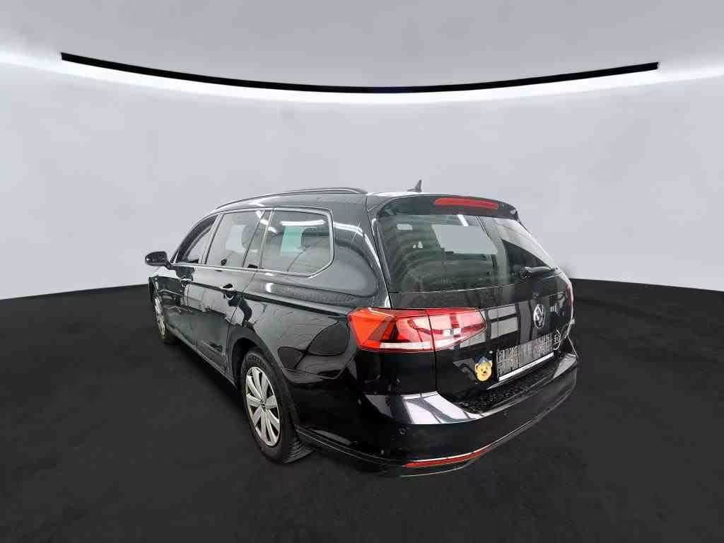 Volkswagen Passat Variant 2.0 2021 4