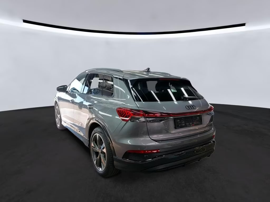 Audi Q4 e-tron 2023 3