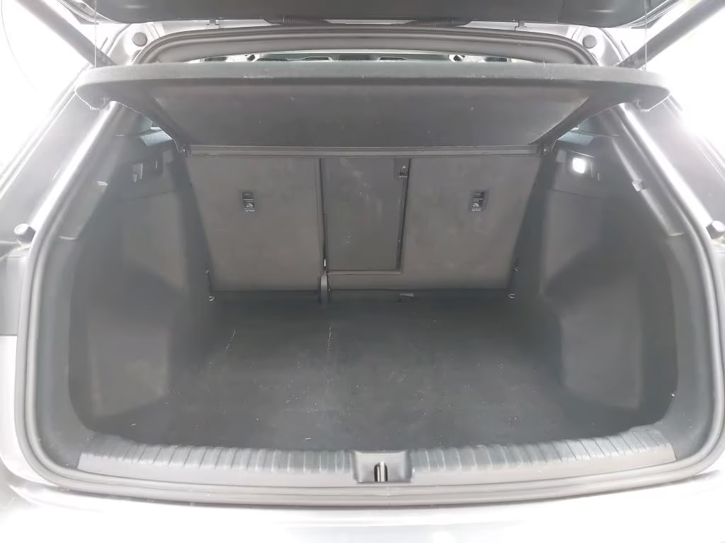 Audi Q4 e-tron 2023 7