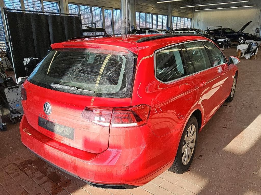 Volkswagen Passat Variant 2.0 2023 4