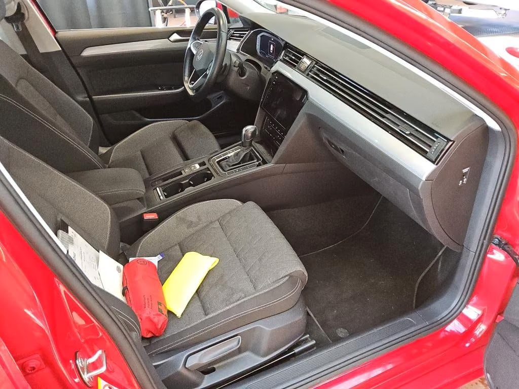 Volkswagen Passat Variant 2.0 2023 7