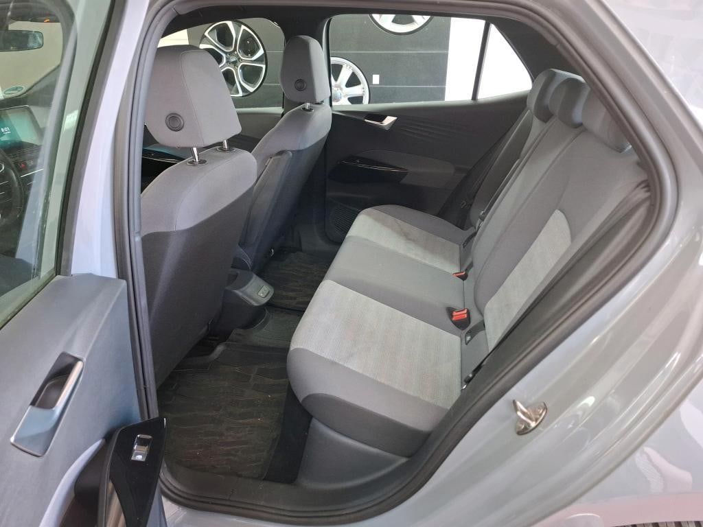 Volkswagen ID.3 2023 7