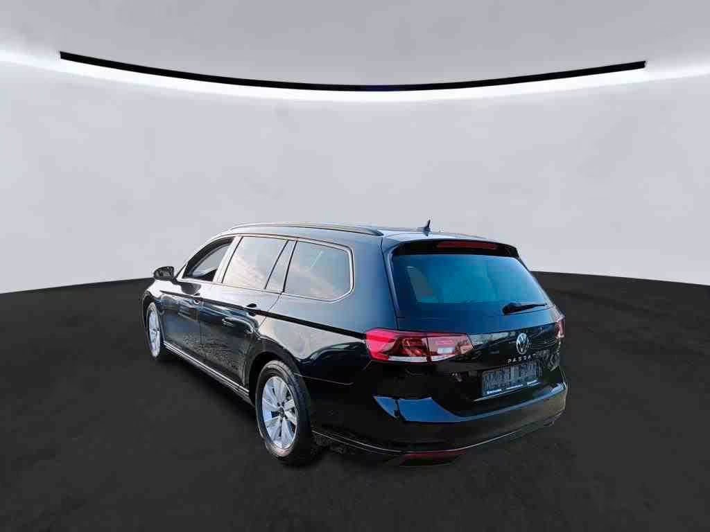 Volkswagen Passat Variant 2.0 2022 4