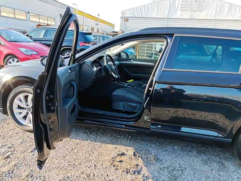 Volkswagen Passat Variant 2.0 2022 5