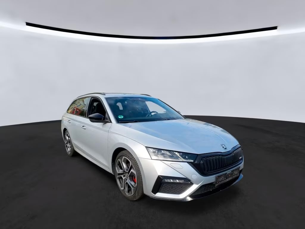 Skoda Octavia 2.0 2023 2