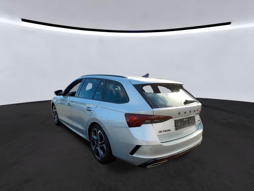 Skoda Octavia 2.0 2023 3