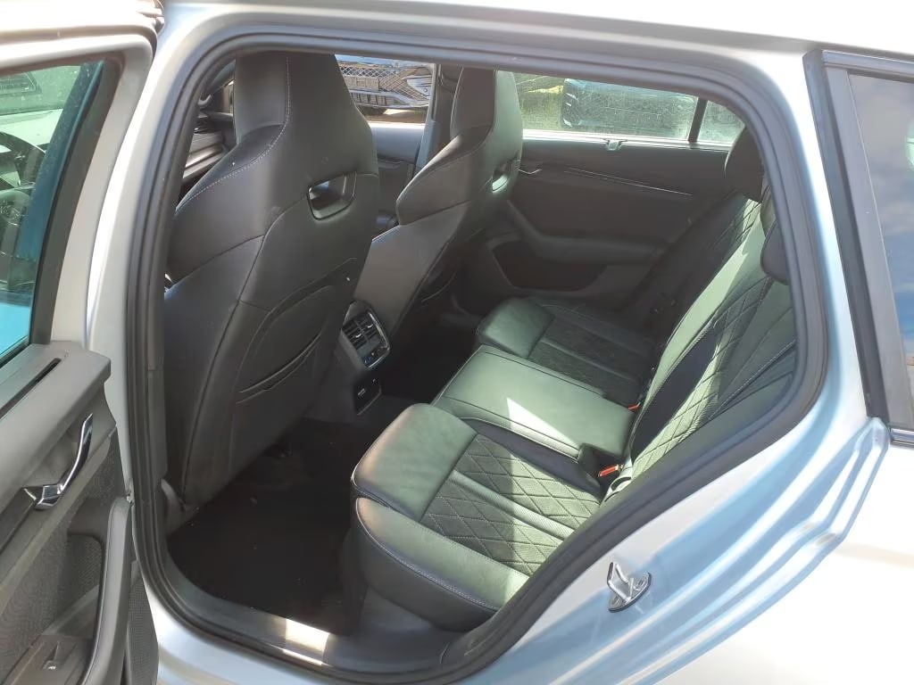 Skoda Octavia 2.0 2023 6