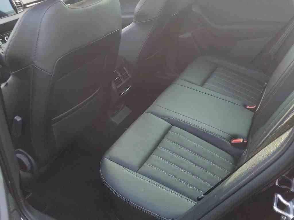 Skoda Karoq 2.0 2023 6