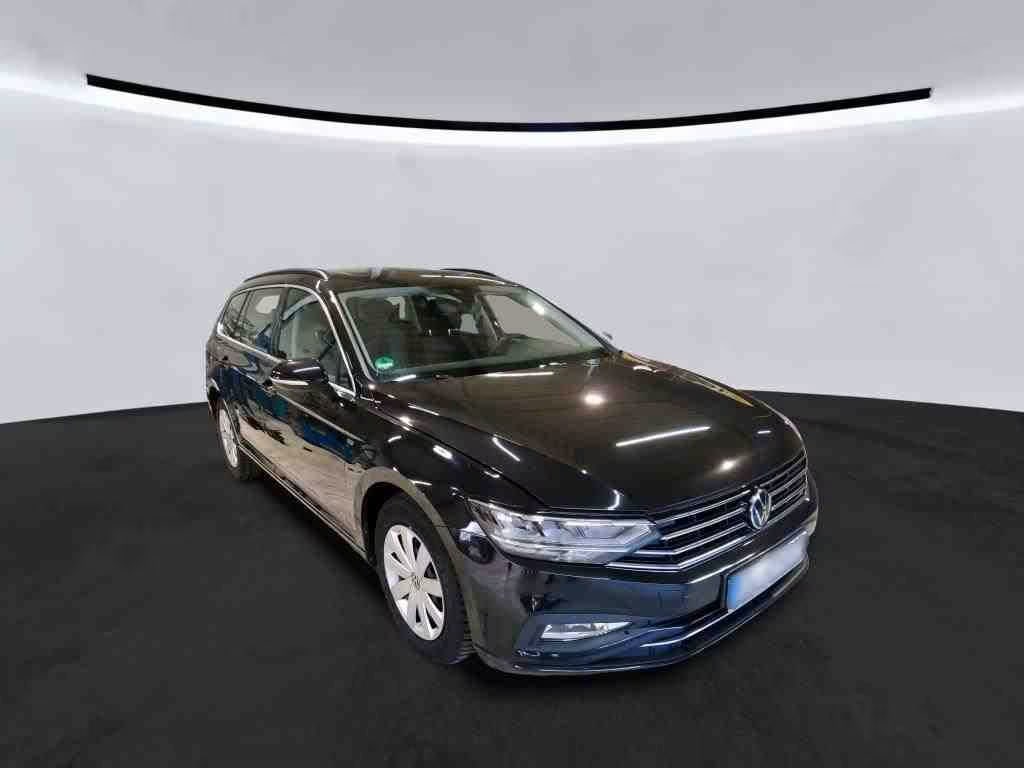 Volkswagen Passat Variant 2.0 2023 2